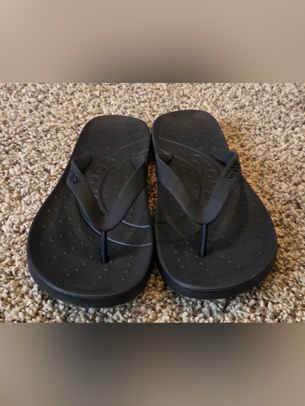 Women’s Crocs Black Flip Flop Sandals M5/W7
